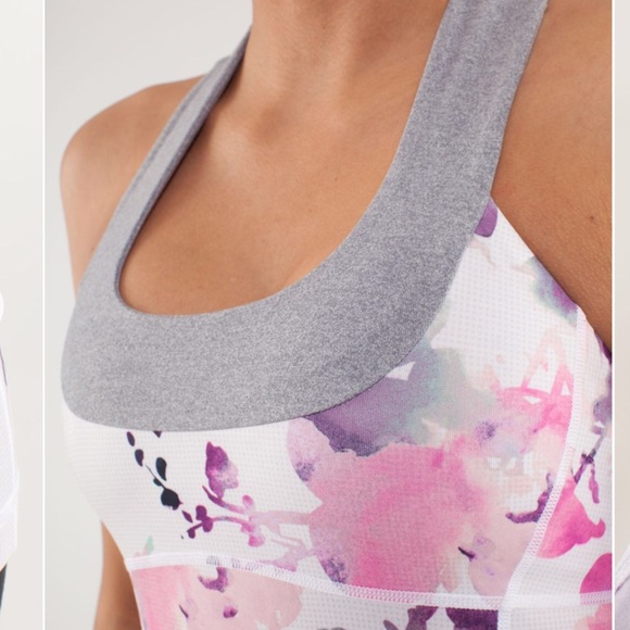 Lululemon Blurred Blossom Scoop Neck Tank RARE - Picture 3 of 7